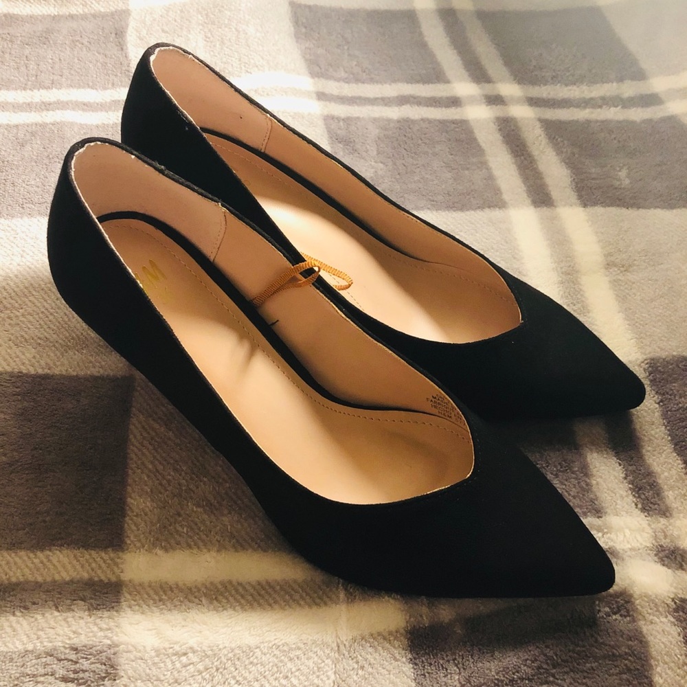 H&M Black Pump